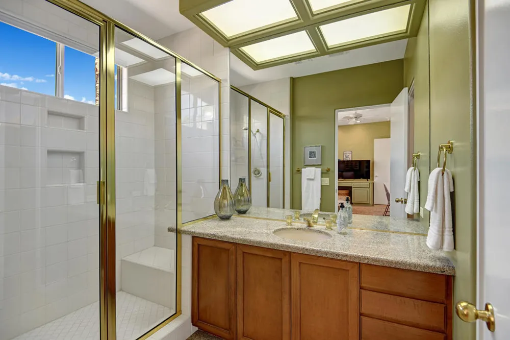 383 Desert Holly Drive Palm Desert, CA 92211