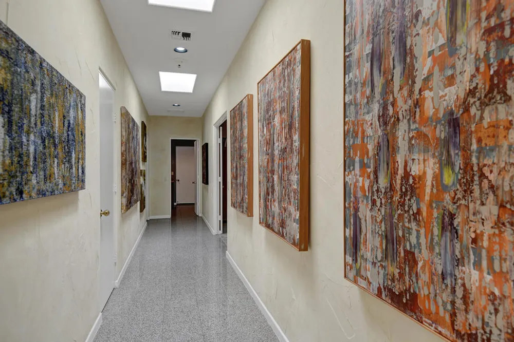 383 Desert Holly Drive Palm Desert, CA 92211