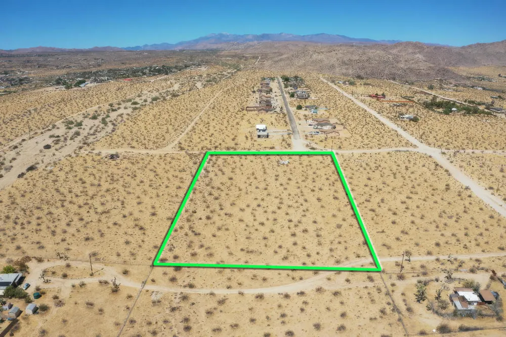 109 Border Avenue Joshua Tree, CA 92252