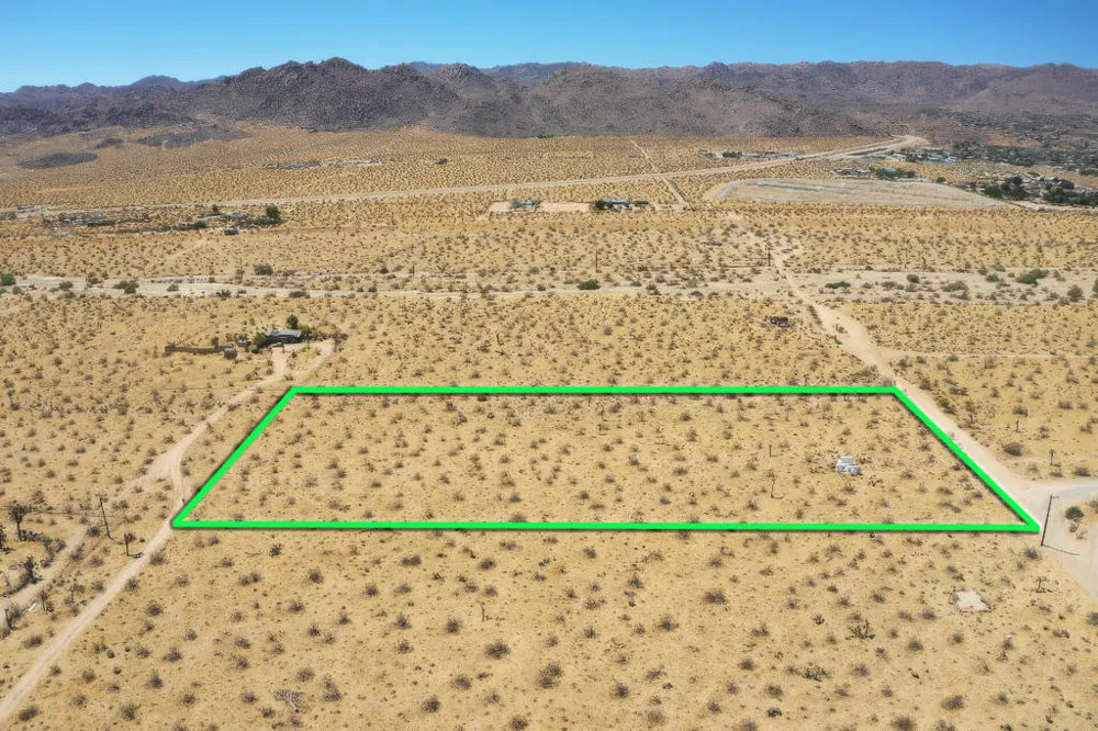 109 Border Avenue Joshua Tree, CA 92252