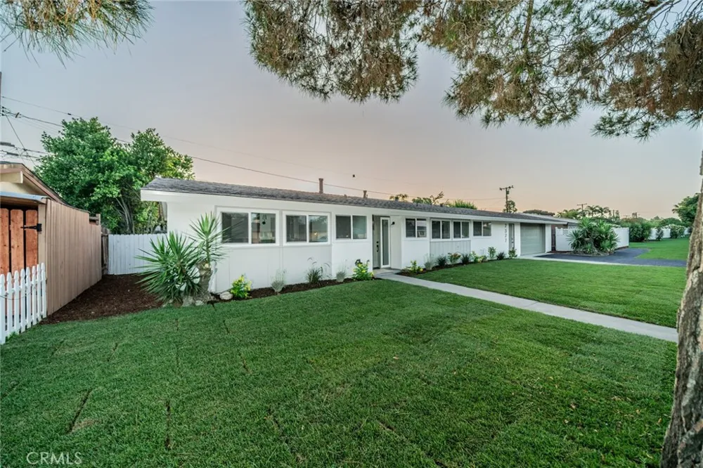 2327 W Sherway Street West Covina, CA 91790
