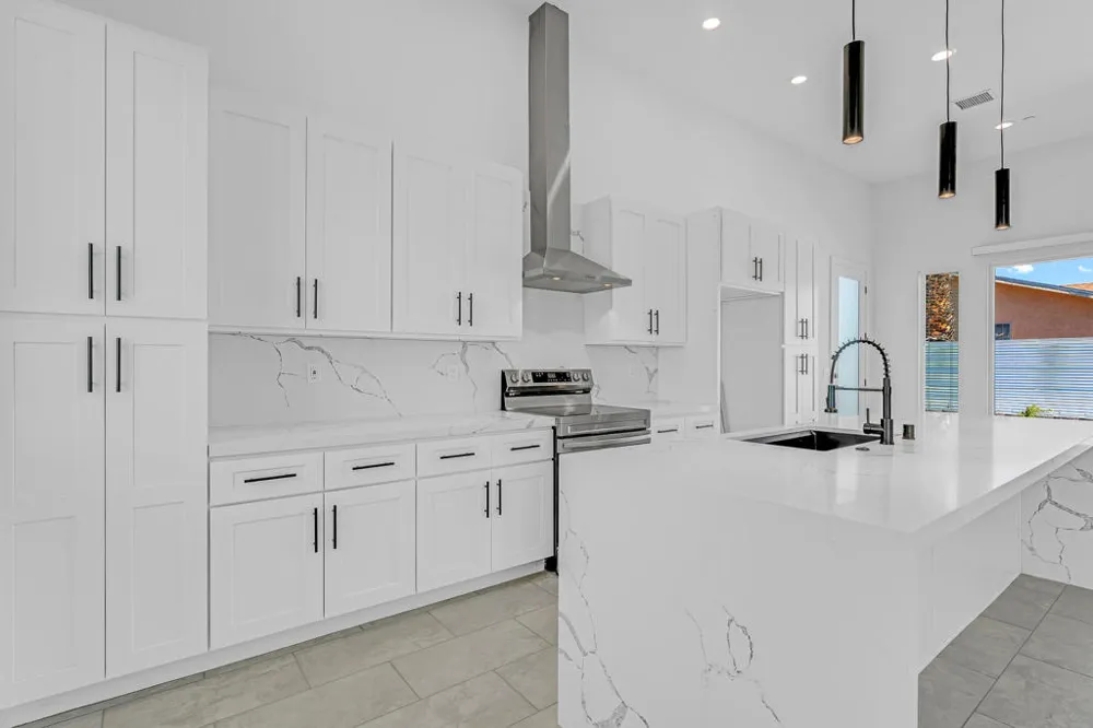 15464 Avenida Rambla Desert Hot Springs, CA 92240