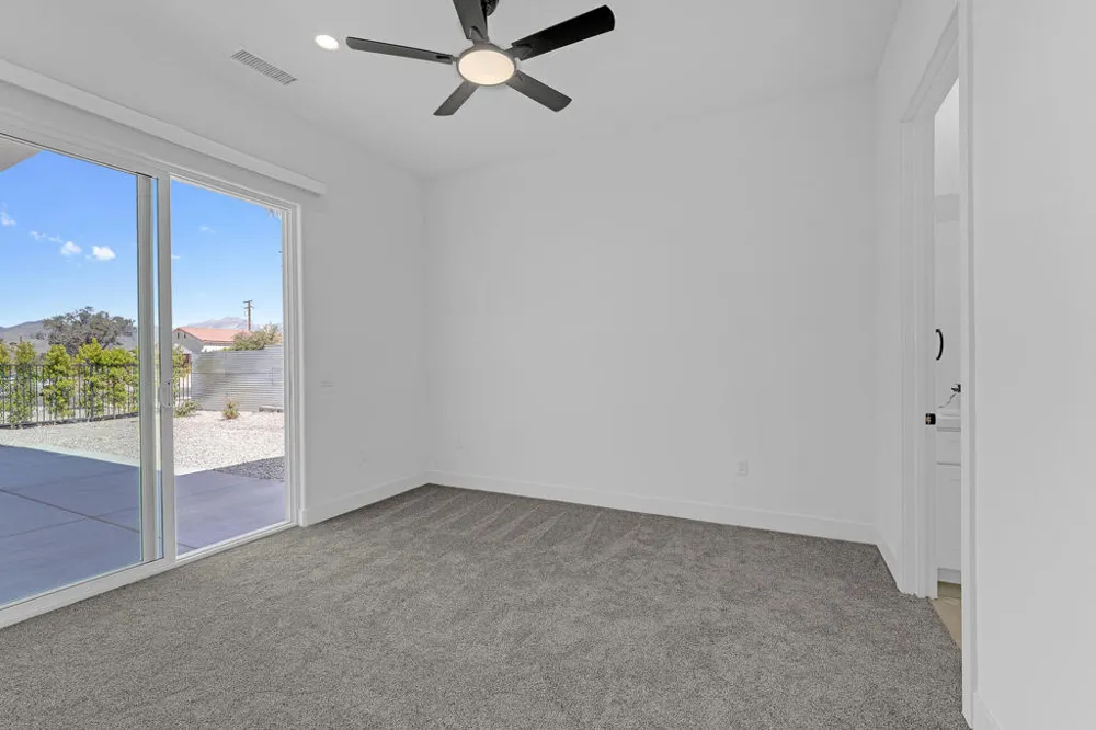 15464 Avenida Rambla Desert Hot Springs, CA 92240