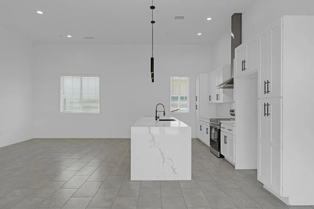 15464 Avenida Rambla Desert Hot Springs, CA 92240