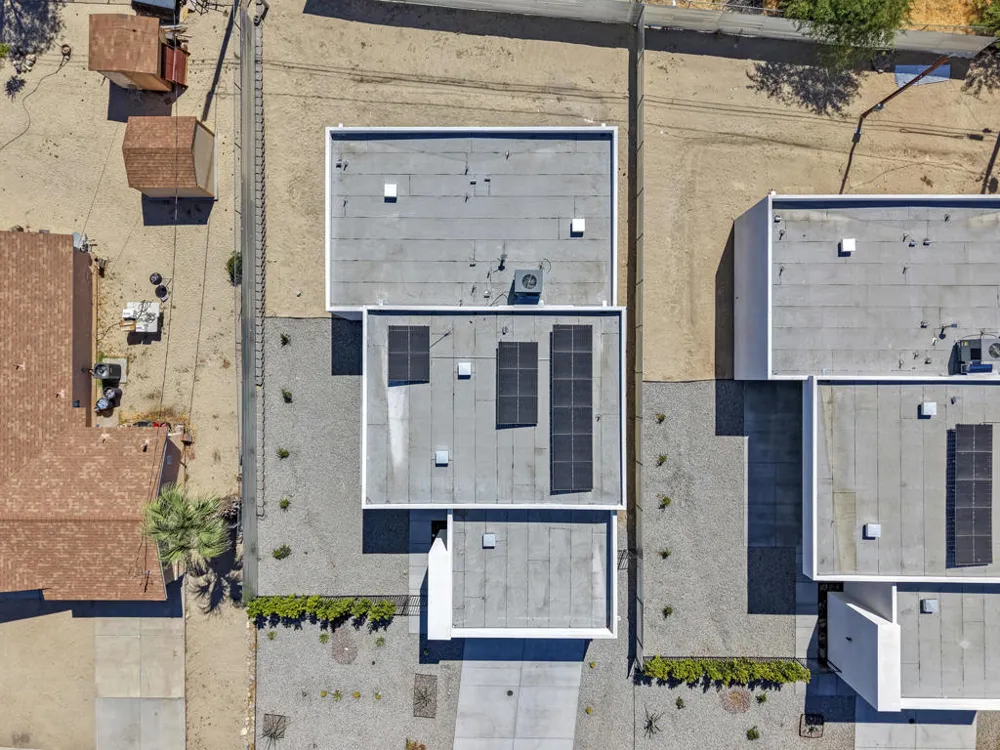 15464 Avenida Rambla Desert Hot Springs, CA 92240