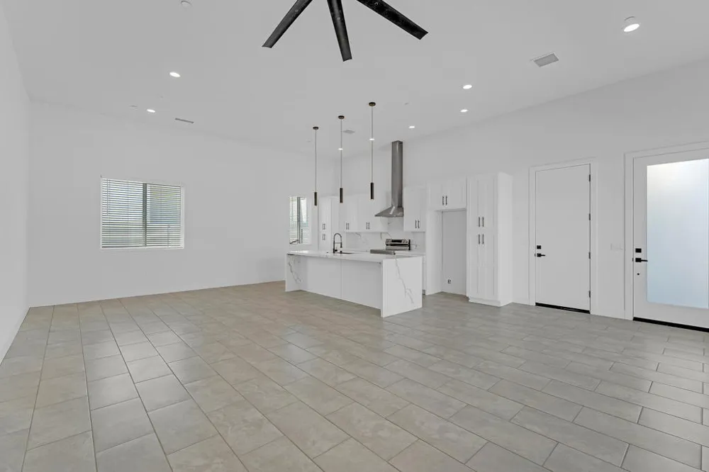 15464 Avenida Rambla Desert Hot Springs, CA 92240