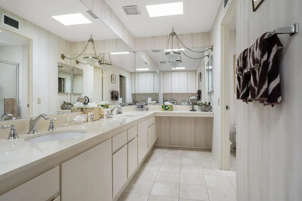 2515 E Jacaranda Road Palm Springs, CA 92264