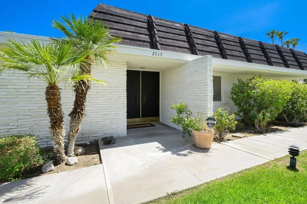 2515 E Jacaranda Road Palm Springs, CA 92264