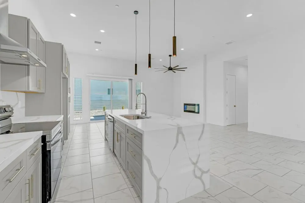 15480 Avenida Rambla Desert Hot Springs, CA 92240