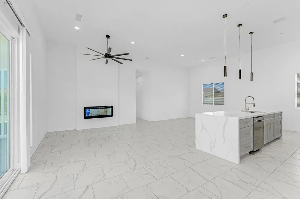 15480 Avenida Rambla Desert Hot Springs, CA 92240
