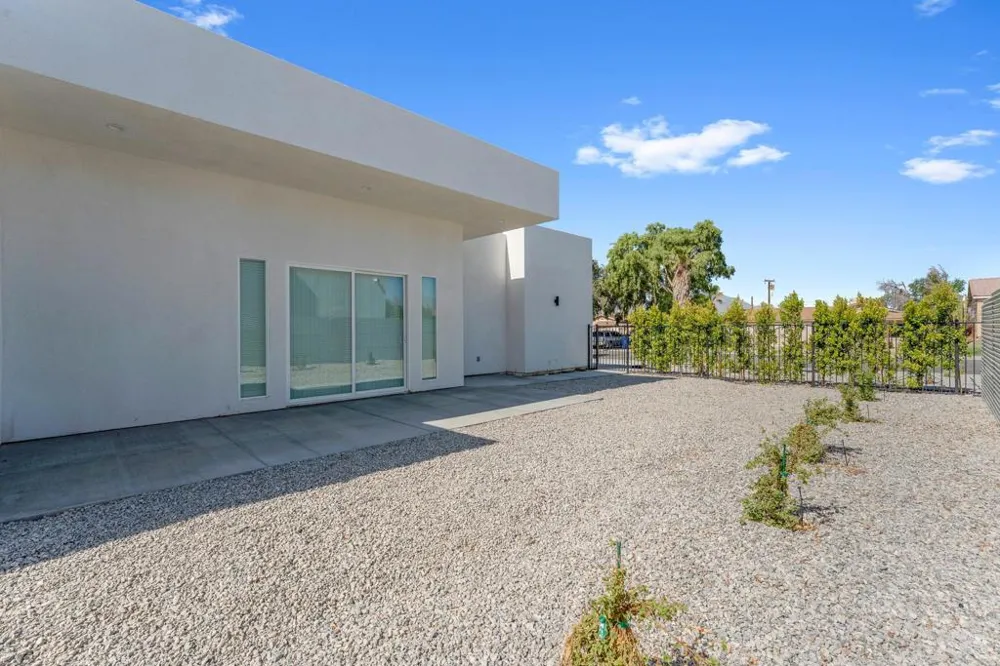 15480 Avenida Rambla Desert Hot Springs, CA 92240