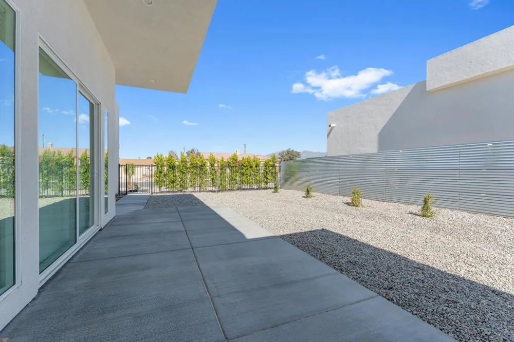 15480 Avenida Rambla Desert Hot Springs, CA 92240