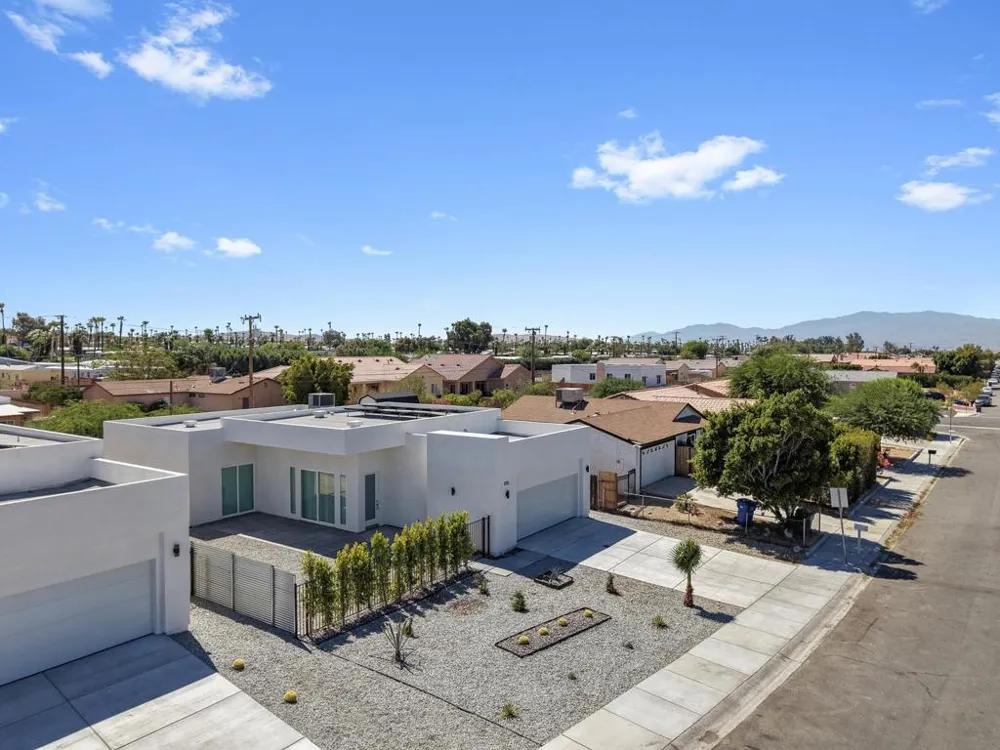 15480 Avenida Rambla Desert Hot Springs, CA 92240