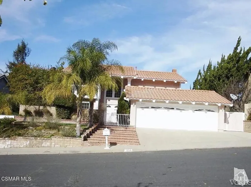 893 Lindawood Street Newbury Park, CA 91320