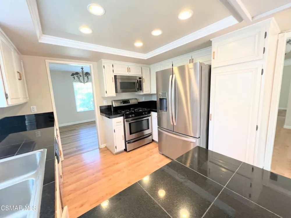893 Lindawood Street Newbury Park, CA 91320
