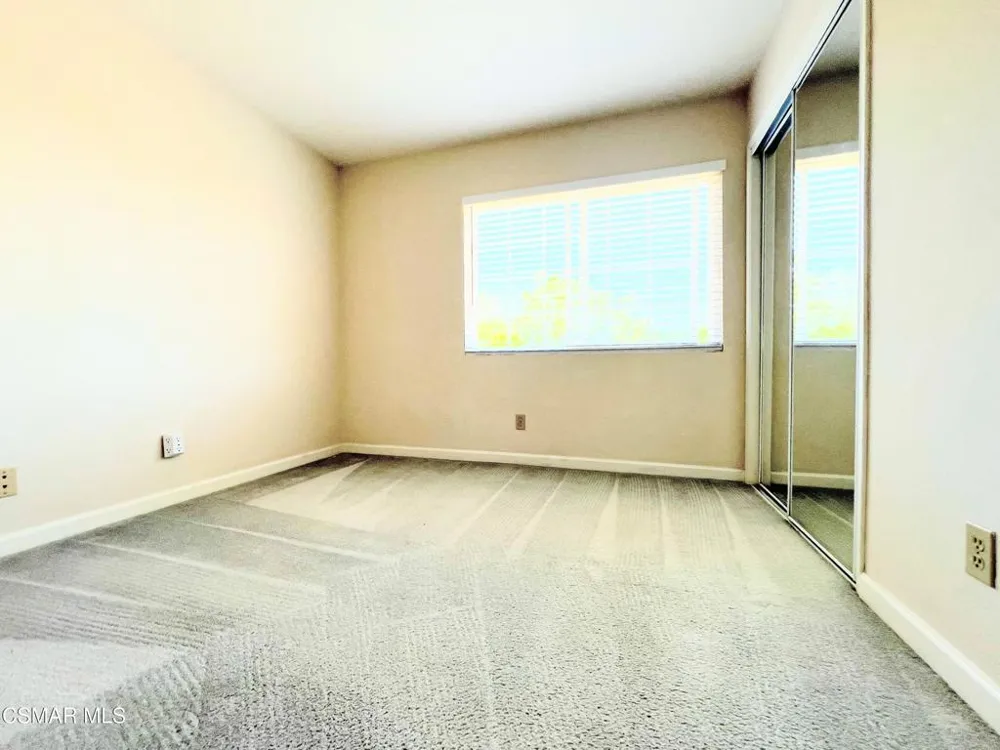 893 Lindawood Street Newbury Park, CA 91320