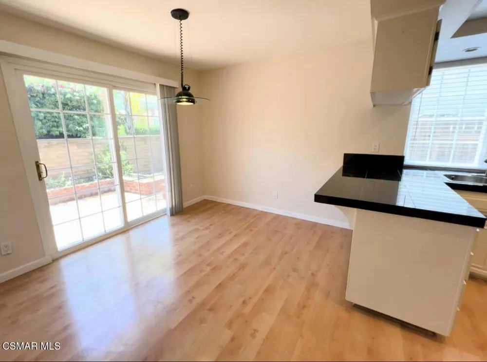 893 Lindawood Street Newbury Park, CA 91320