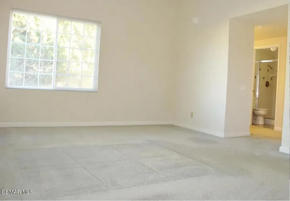 893 Lindawood Street Newbury Park, CA 91320