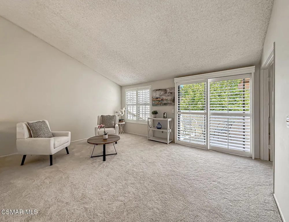 441 Cherry Hills Lane Thousand Oaks, CA 91320