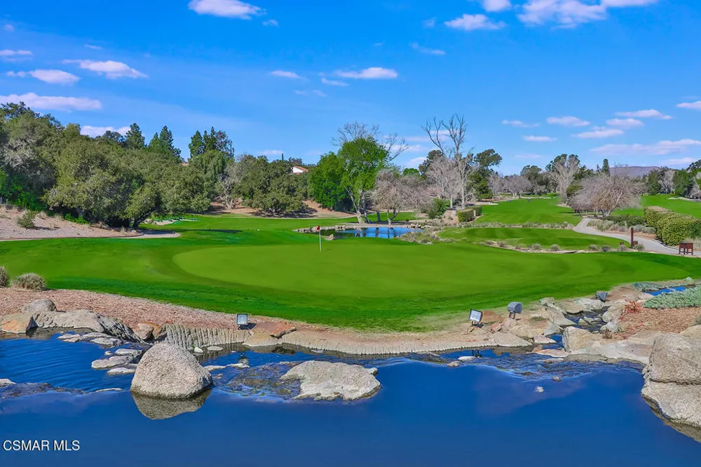 441 Cherry Hills Lane Thousand Oaks, CA 91320