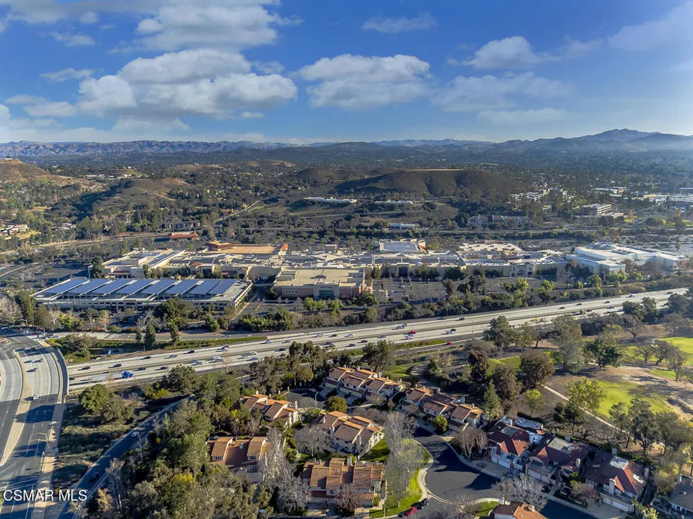 441 Cherry Hills Lane Thousand Oaks, CA 91320