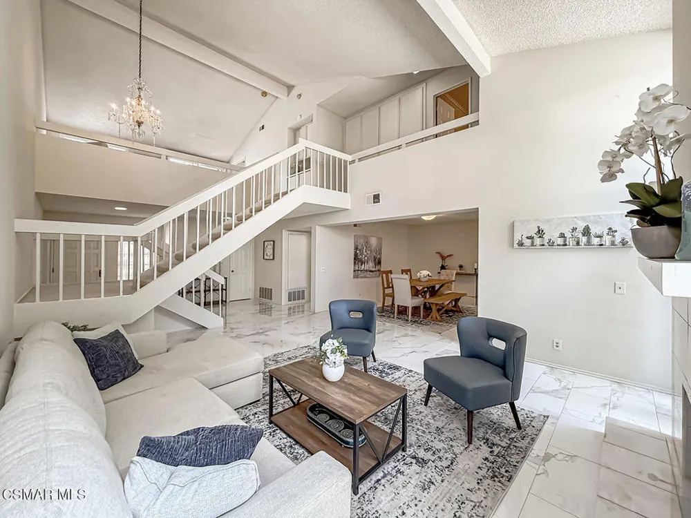 441 Cherry Hills Lane Thousand Oaks, CA 91320
