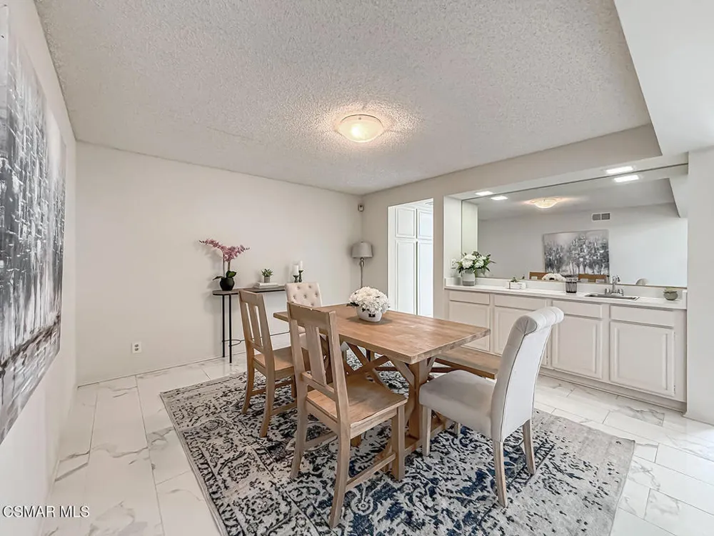 441 Cherry Hills Lane Thousand Oaks, CA 91320