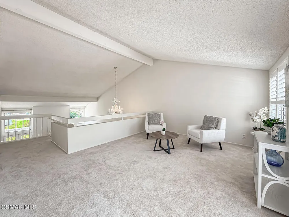 441 Cherry Hills Lane Thousand Oaks, CA 91320