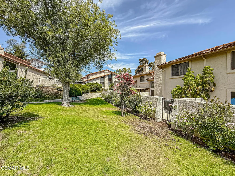 441 Cherry Hills Lane Thousand Oaks, CA 91320