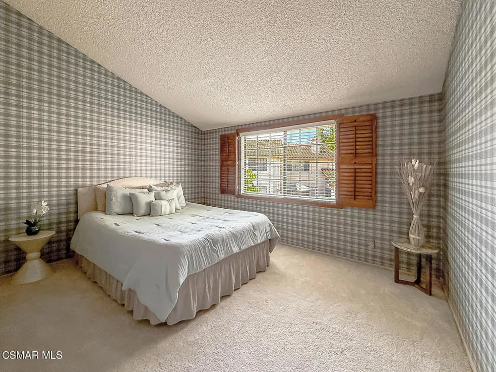 441 Cherry Hills Lane Thousand Oaks, CA 91320