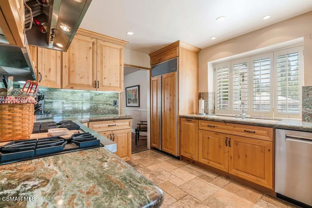 5301 Cedarhaven Drive Agoura Hills, CA 91301