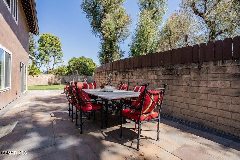 5301 Cedarhaven Drive Agoura Hills, CA 91301
