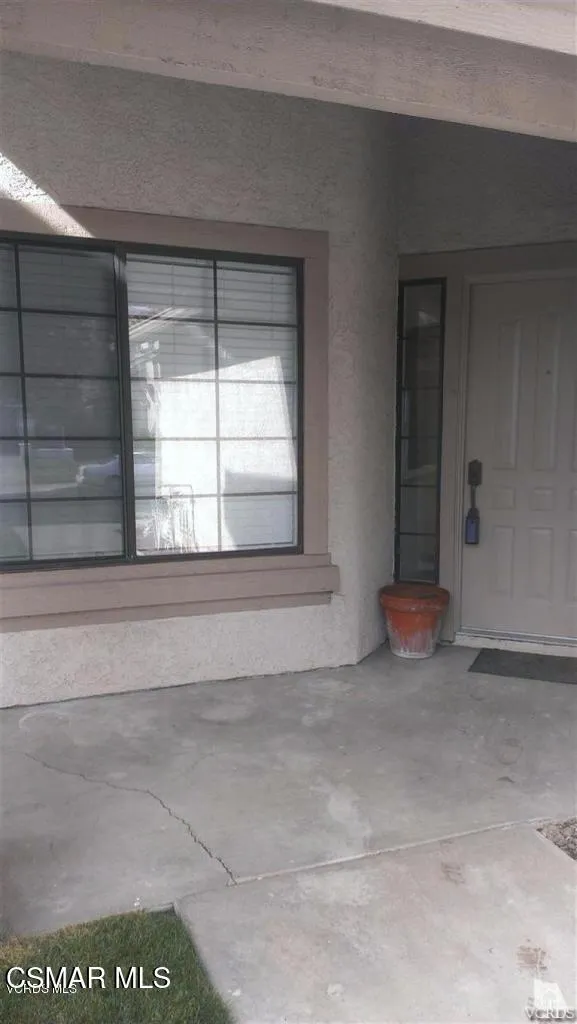 4117 Lost Springs Drive Calabasas, CA 91301
