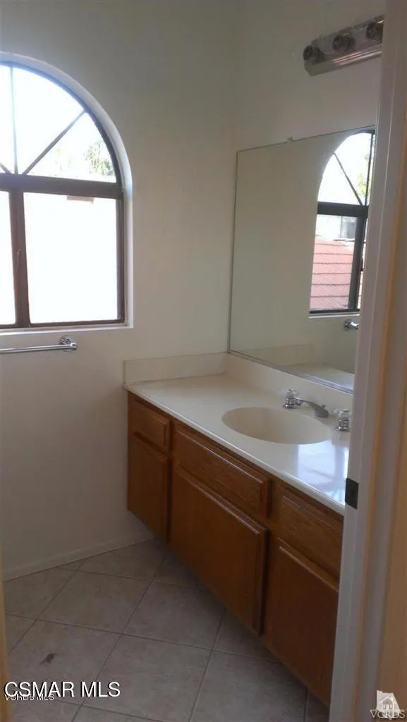 4117 Lost Springs Drive Calabasas, CA 91301