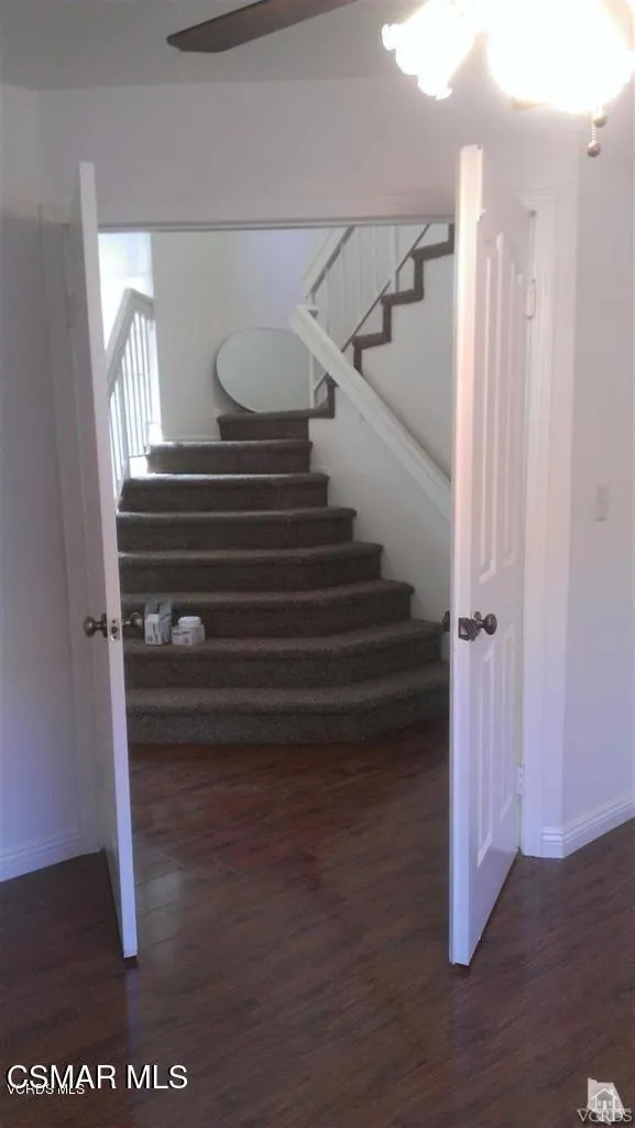 4117 Lost Springs Drive Calabasas, CA 91301