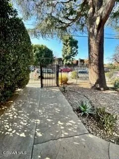 5728 Hazeltine Avenue Van Nuys, CA 91401