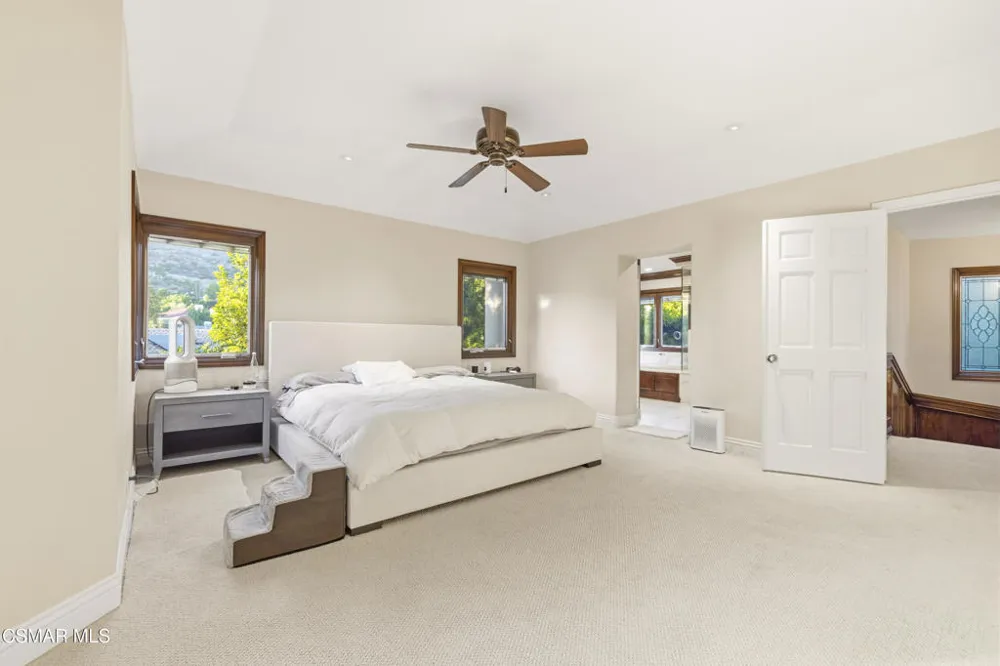 4901 Pathfinder Avenue Westlake Village, CA 91362