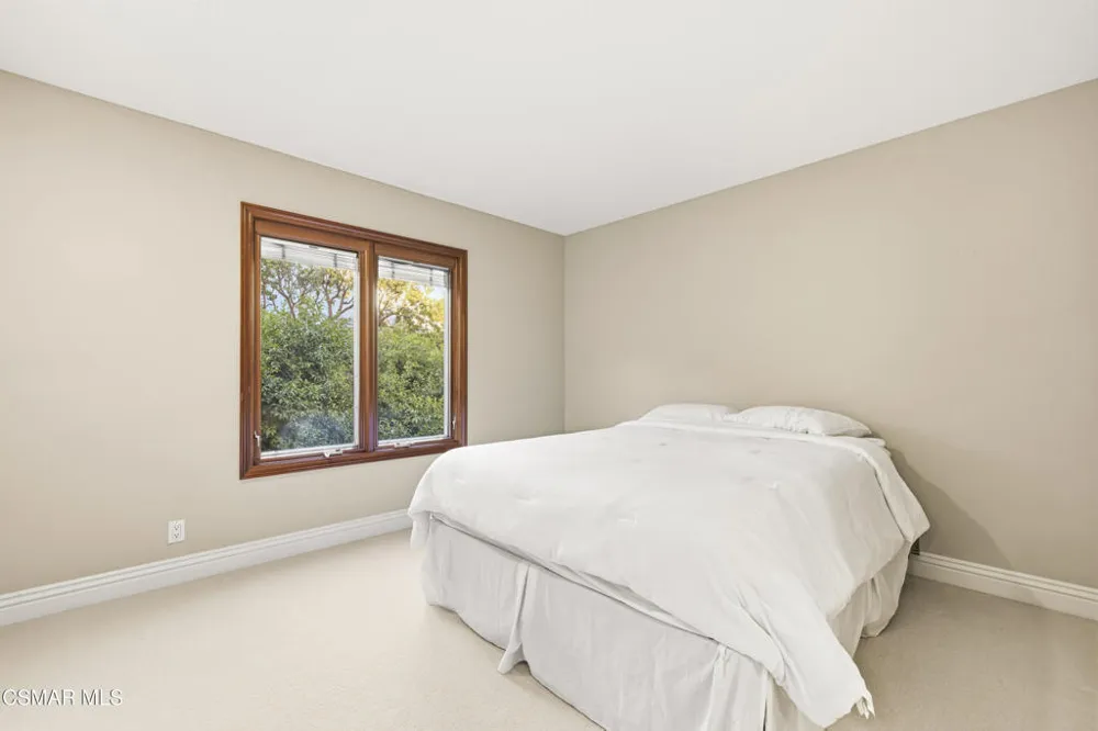 4901 Pathfinder Avenue Westlake Village, CA 91362