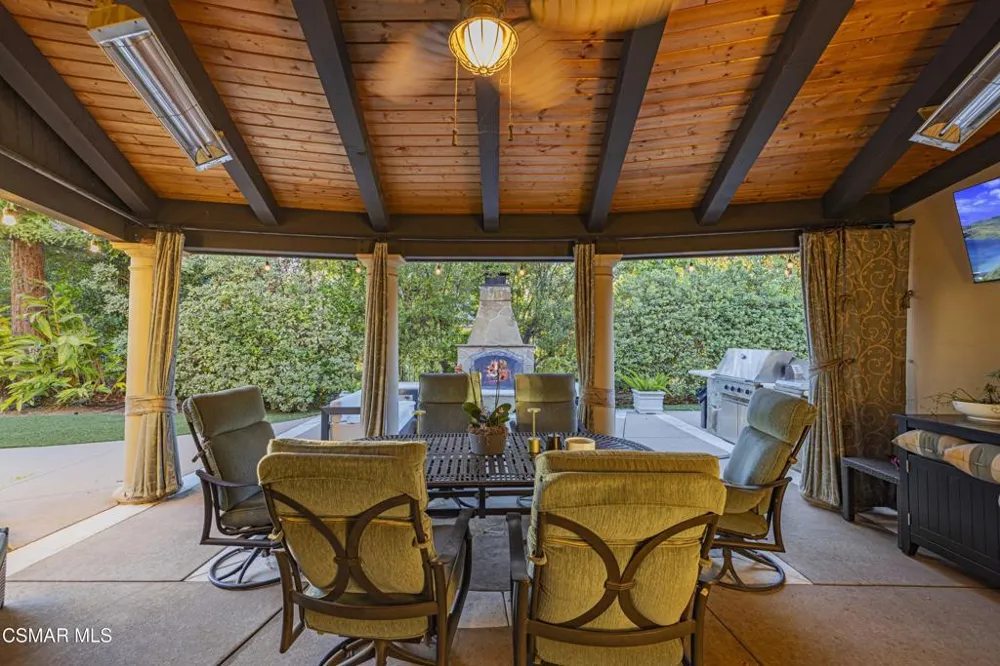 4901 Pathfinder Avenue Westlake Village, CA 91362