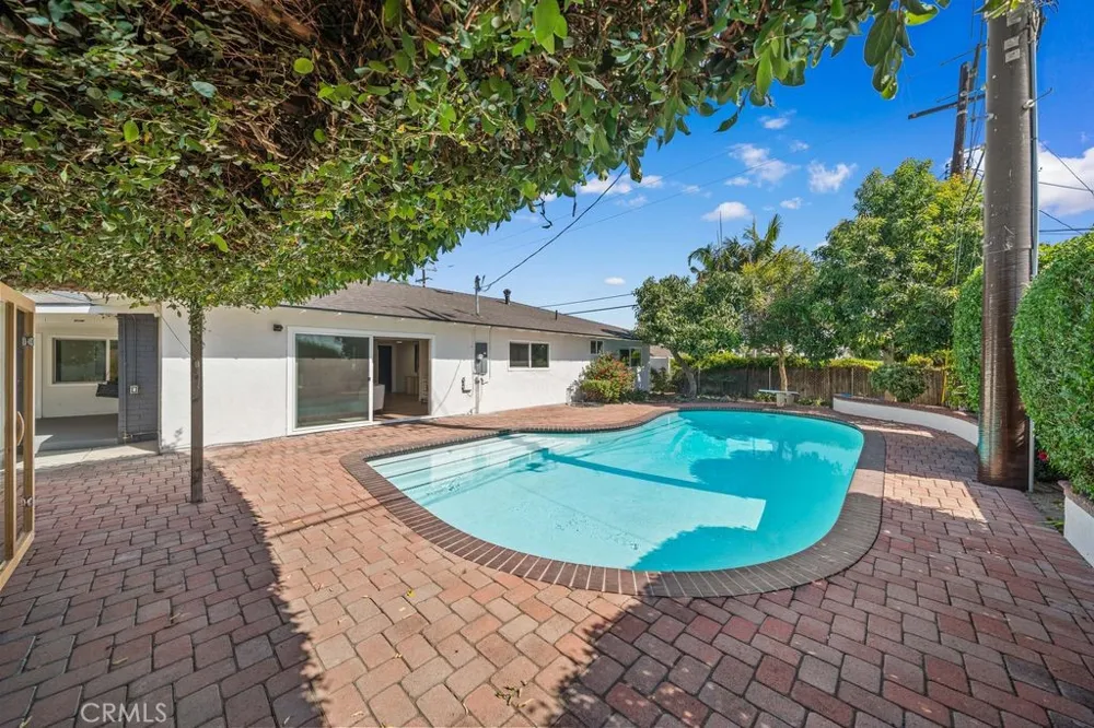 1314 Ameluxen Ave Hacienda Heights, CA 91745