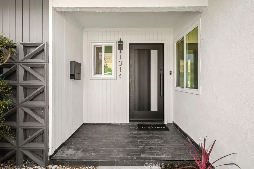 1314 Ameluxen Ave Hacienda Heights, CA 91745
