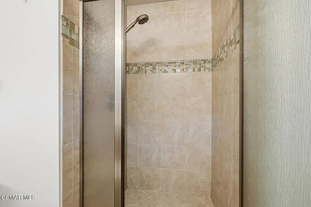 2731 Erringer Road #17 Simi Valley, CA 93065
