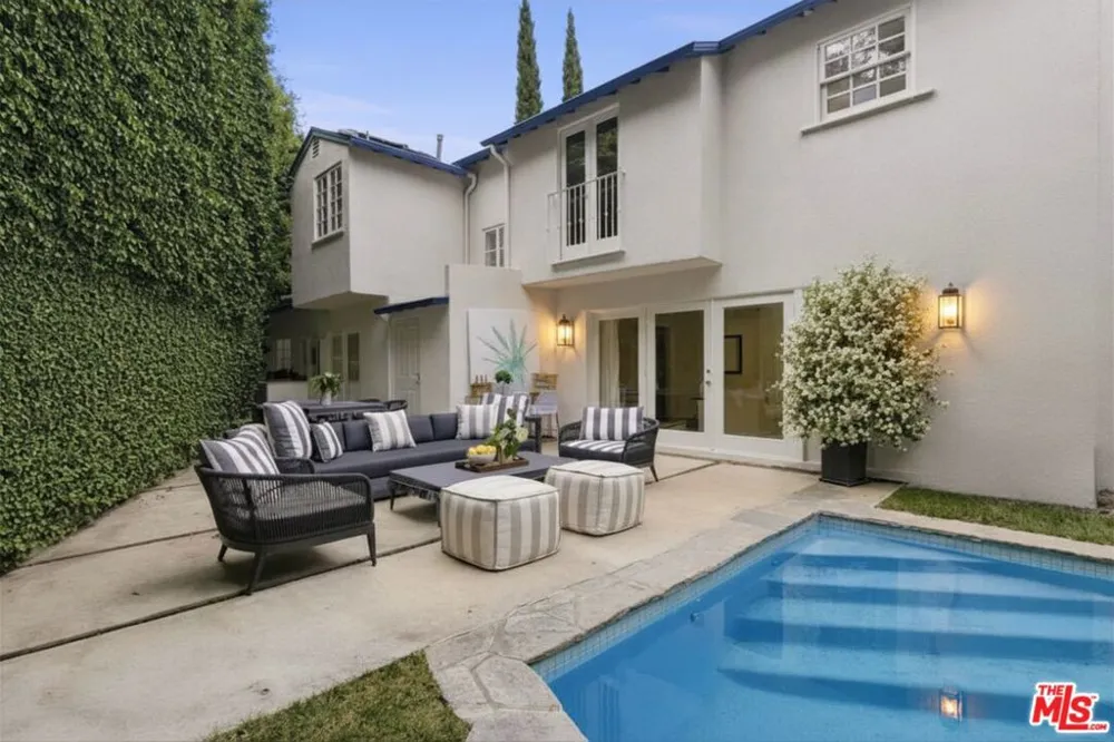 8809 Evanview Drive Los Angeles, CA 90069