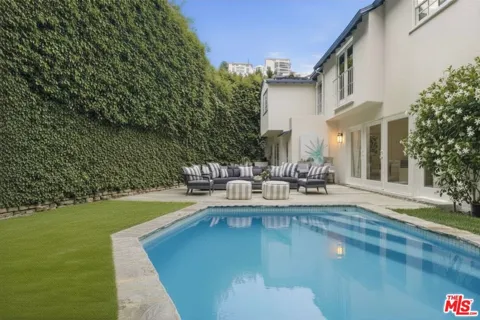 8809 Evanview Drive