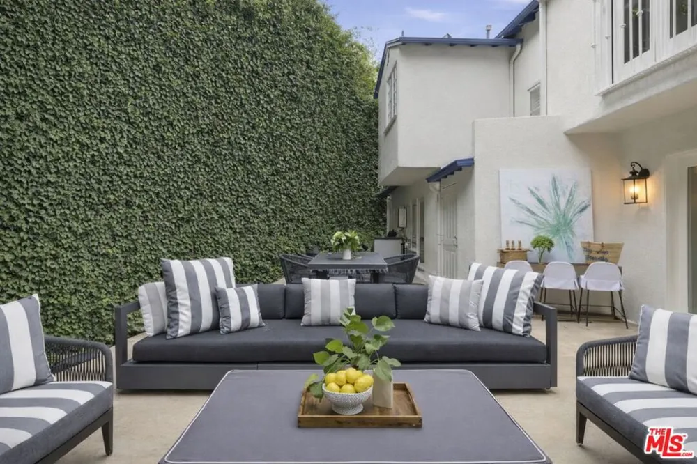8809 Evanview Drive Los Angeles, CA 90069