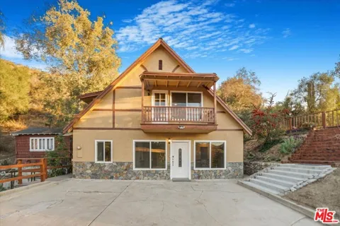 2070 Lilac Lane