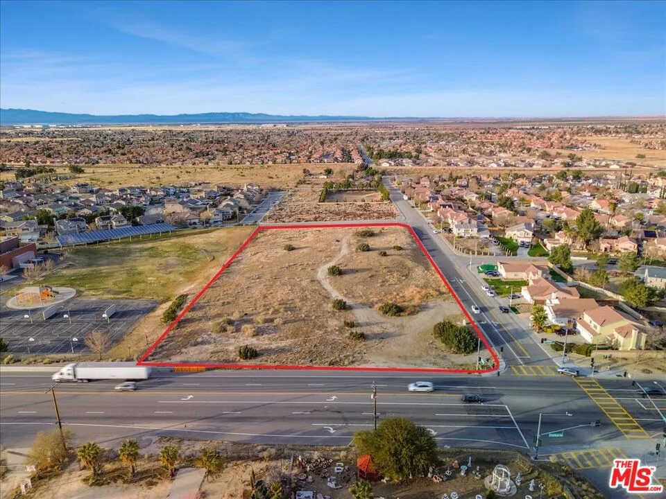 36409 E 37th Street Palmdale, CA 93550