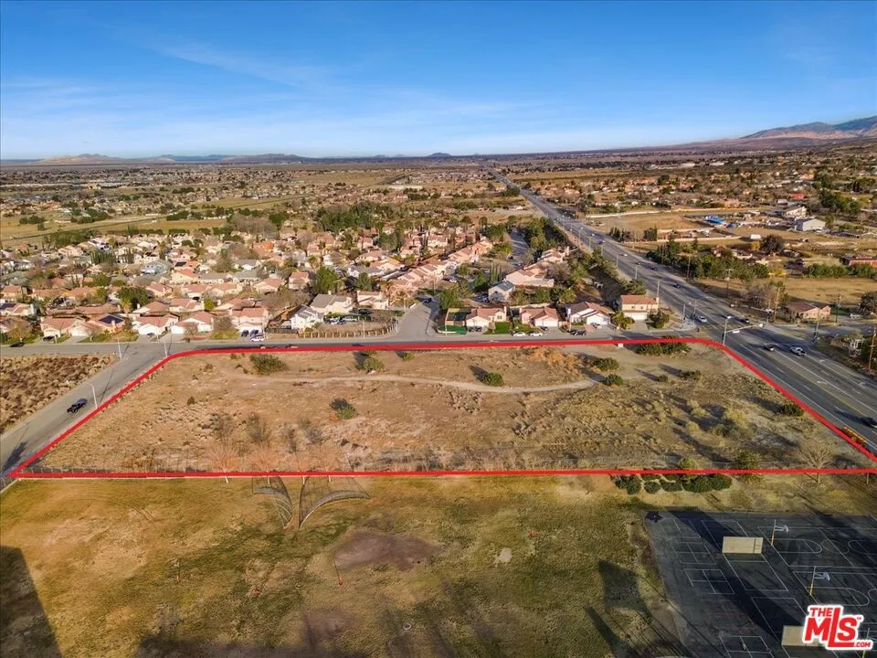 36409 E 37th Street Palmdale, CA 93550