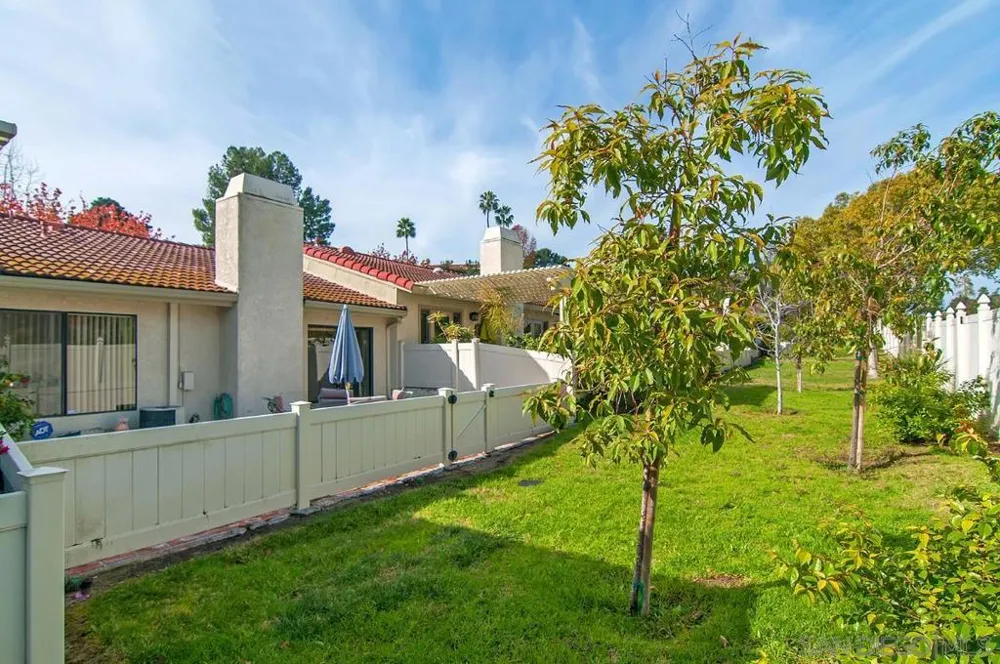 1972 Irisdale Ct Encinitas, CA 92024