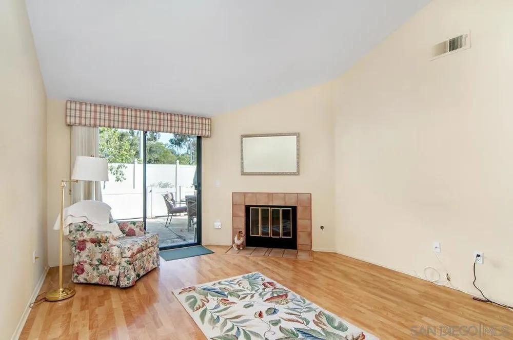 1972 Irisdale Ct Encinitas, CA 92024